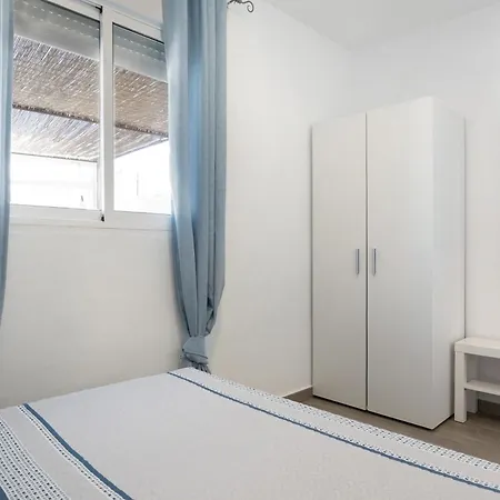 Casa Luype 1 קוניל דה לה פרונטרה