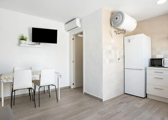 Casa Luype 1 קוניל דה לה פרונטרה